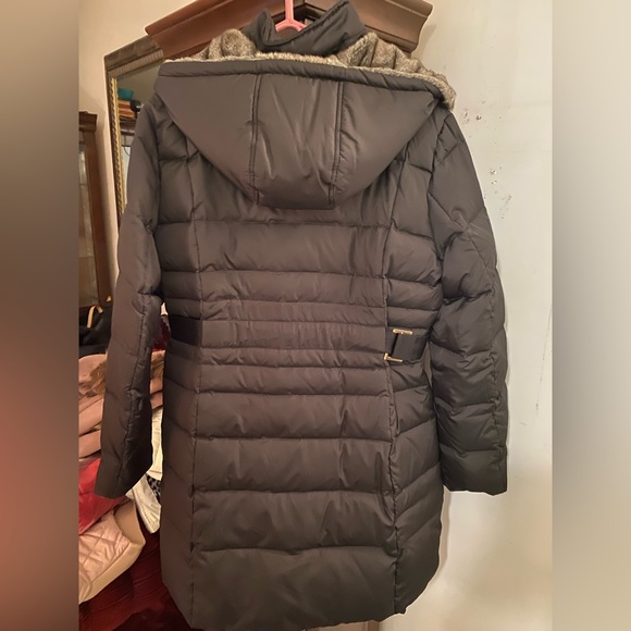 DKNY Winter coat - Picture 5 of 9